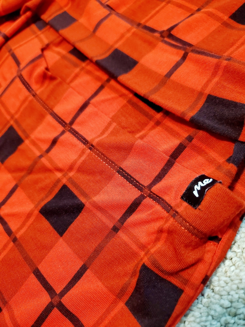 Hooded Robe MeUndies Red and Black Plaid - Picture 4 of 6